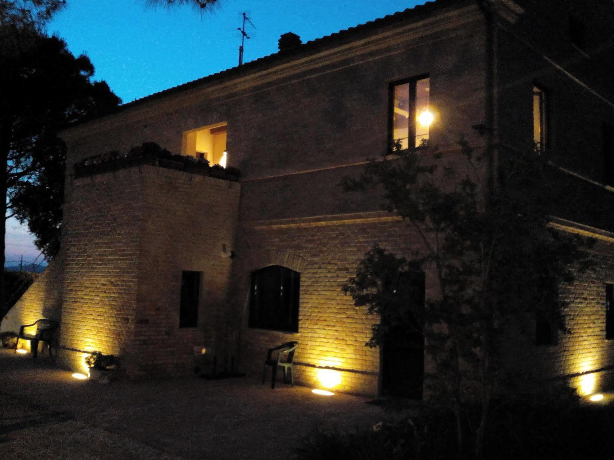 Pensjonat Agriturismo La Fonte Di San Girio Potenza Picena Zewnętrze zdjęcie